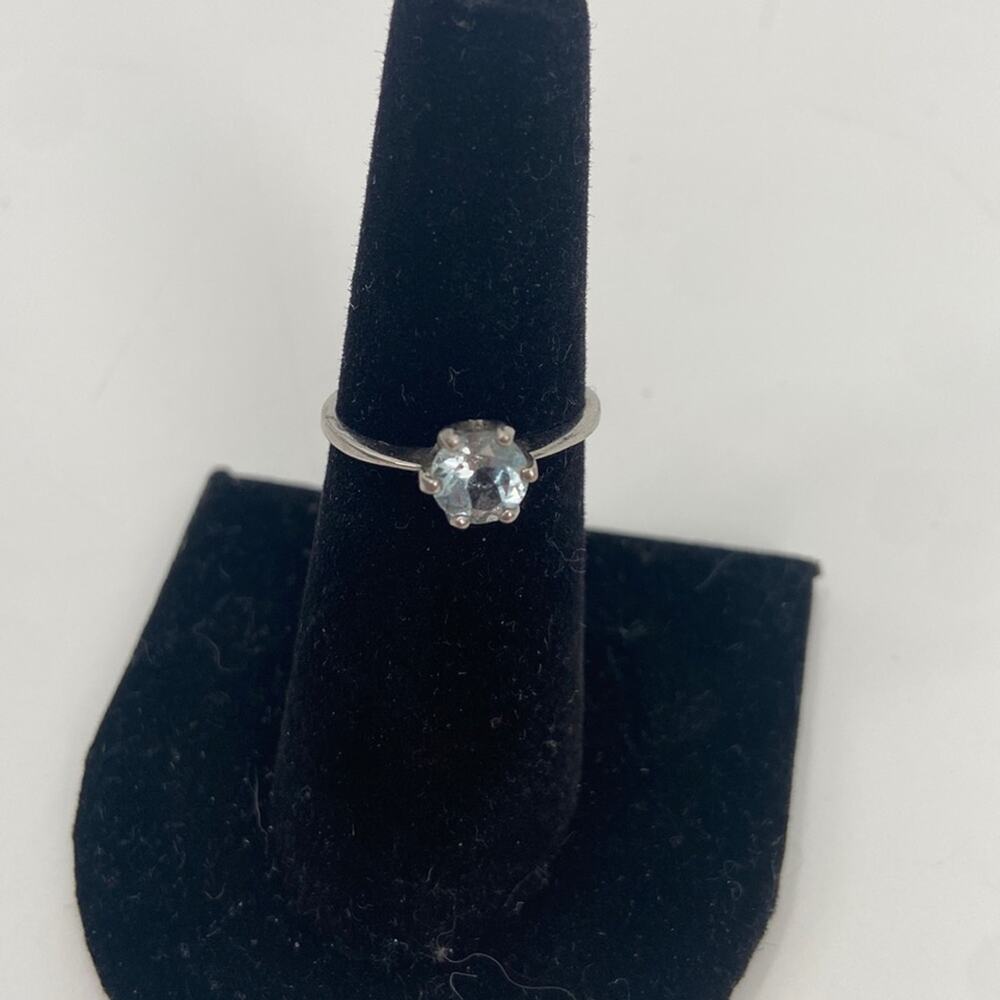 NEW! Sterling silver blue topaz ring size 6.25